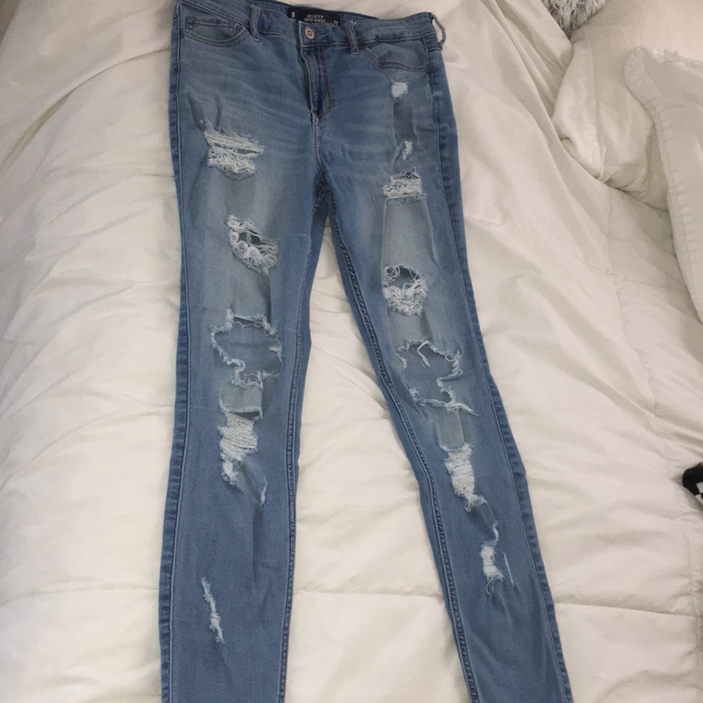 Hollister super skinny high rise ripped jeans!!!